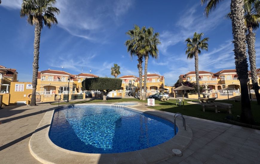 Sale - Rijtjeshuis - Cabo Roig