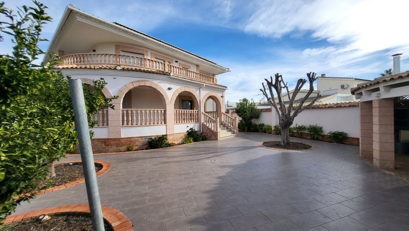 Sale - Villa - Ciudad Quesada