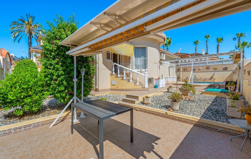 Sale - Villa - Benijófar - 