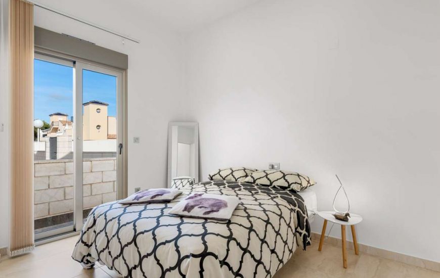 Sale - Villa - Villamartin