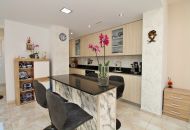 Sale - Villa - Villamartin