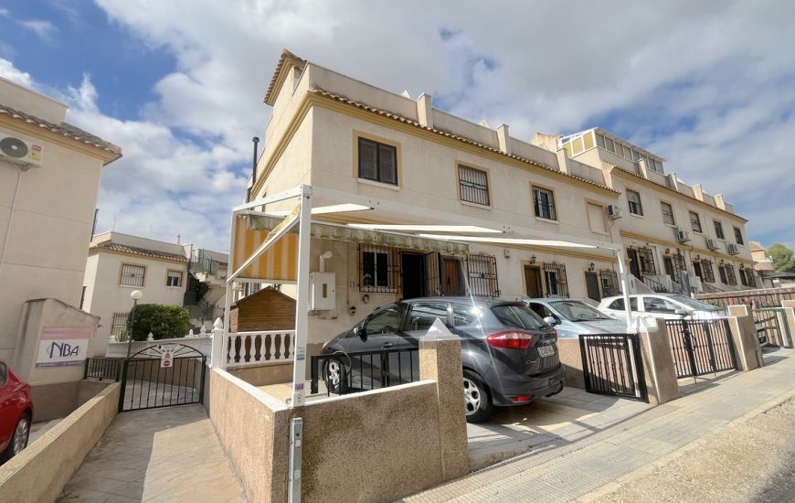 Sale - Rijtjeshuis - Algorfa