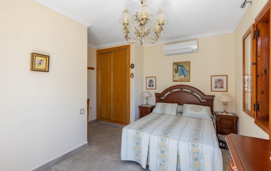 Sale - Villa - Torrevieja