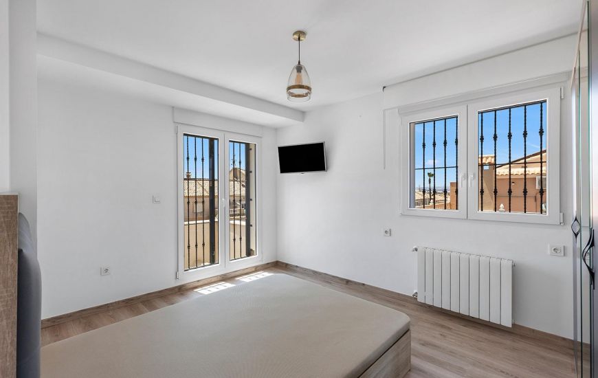 Sale - Villa - Torrevieja - 