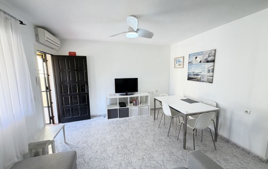 Sale - Apartments - Villamartin
