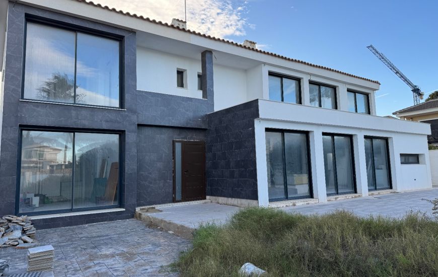 Sale - Villa - Torrevieja