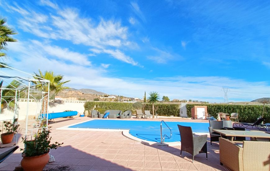 Sale - Country Property - Hondon de los Frailes