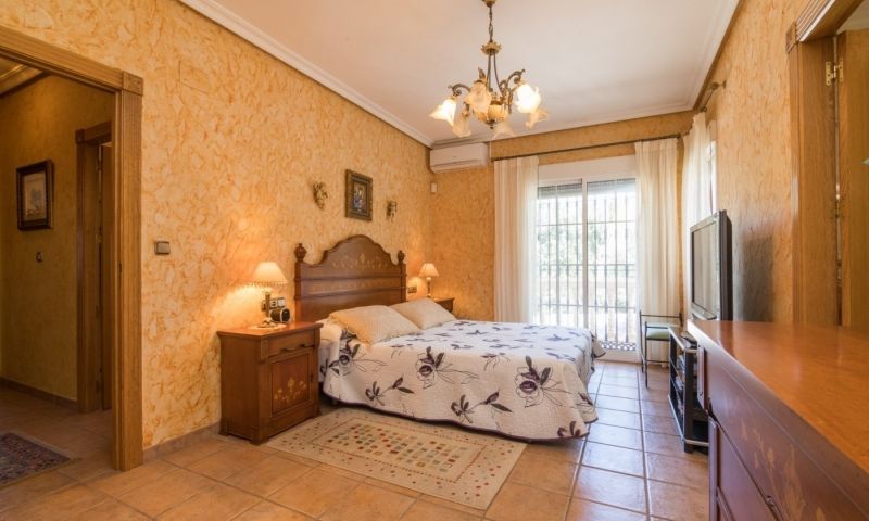 Venta - Villa - Crevillente