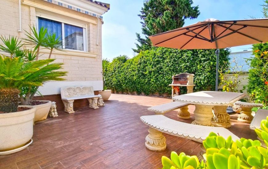 Venta - Villa - Torrevieja