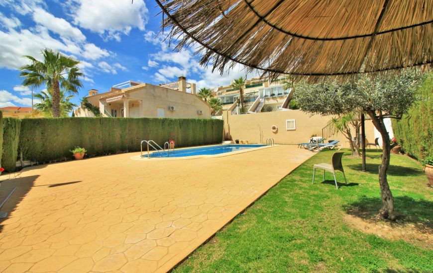 Sale - Rijtjeshuis - Villamartin