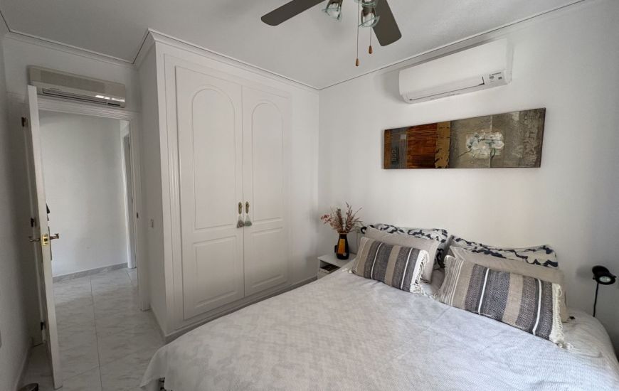 Sale - Villa - Rojales