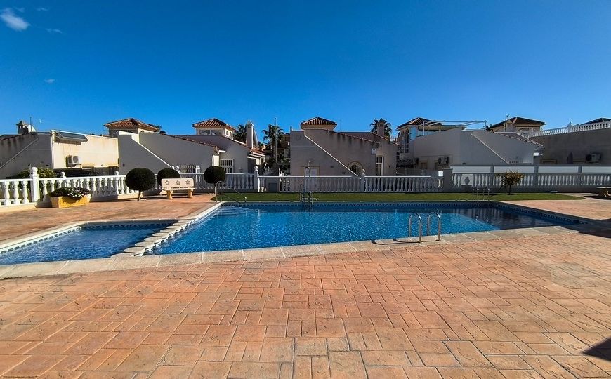 Venta - Villa - Algorfa - La Finca Golf