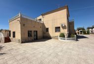 Sale - Finca - Catral