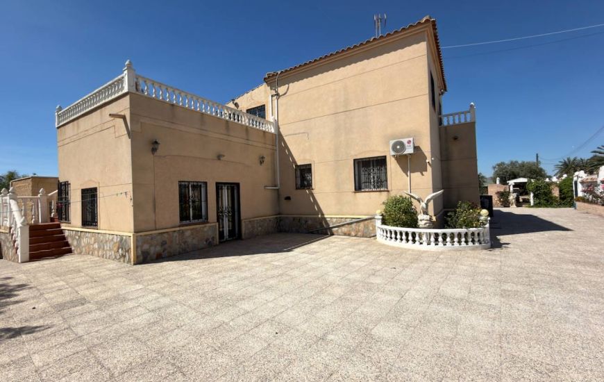 Sale - Finca - Catral