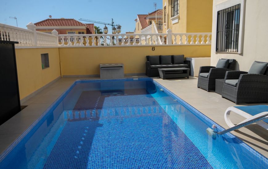 Sale - Villa - Orihuela Costa