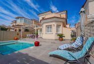 Sale - Villa - El Raso