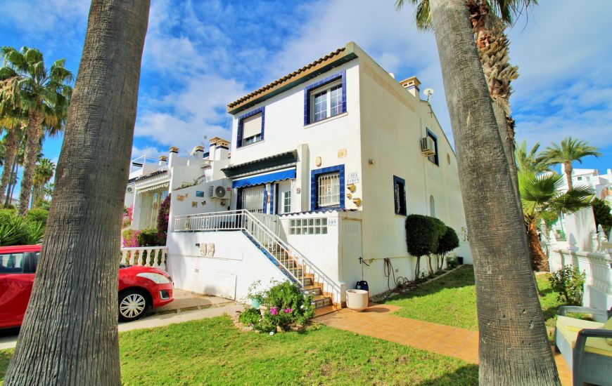 Sale - Townhouse - Villamartin