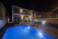 Sale - Villa * - Pilar de la Horadada *