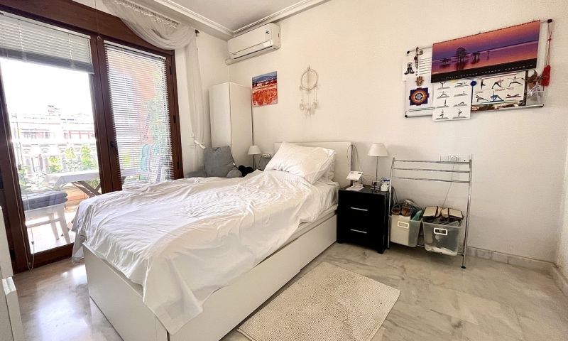 Sale - Apartments - Villamartin - Villamartín