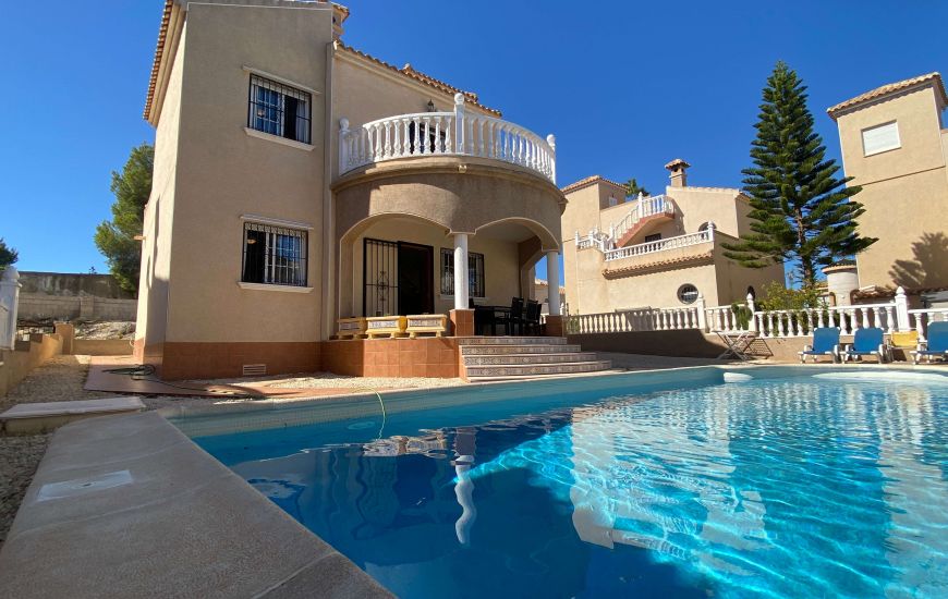 Sale - Villa - El Galan