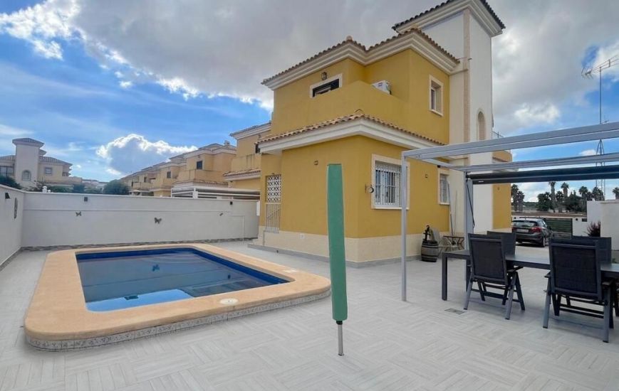 Sale - Villa - Lo Crispin