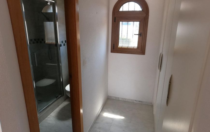 Venta - Villa - Algorfa