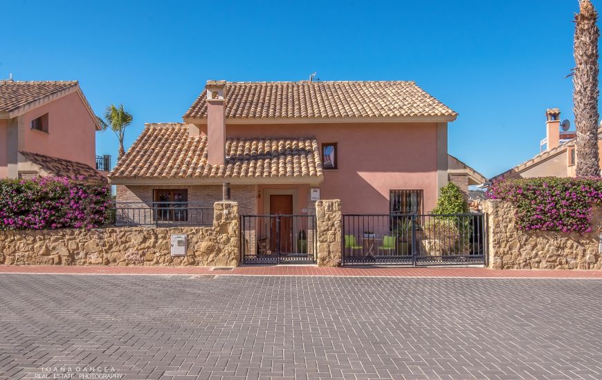 Sale - Villa - Algorfa