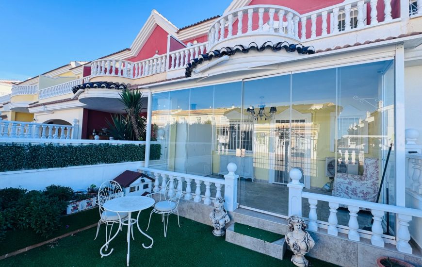 Sale - Rijtjeshuis - Benijófar - 