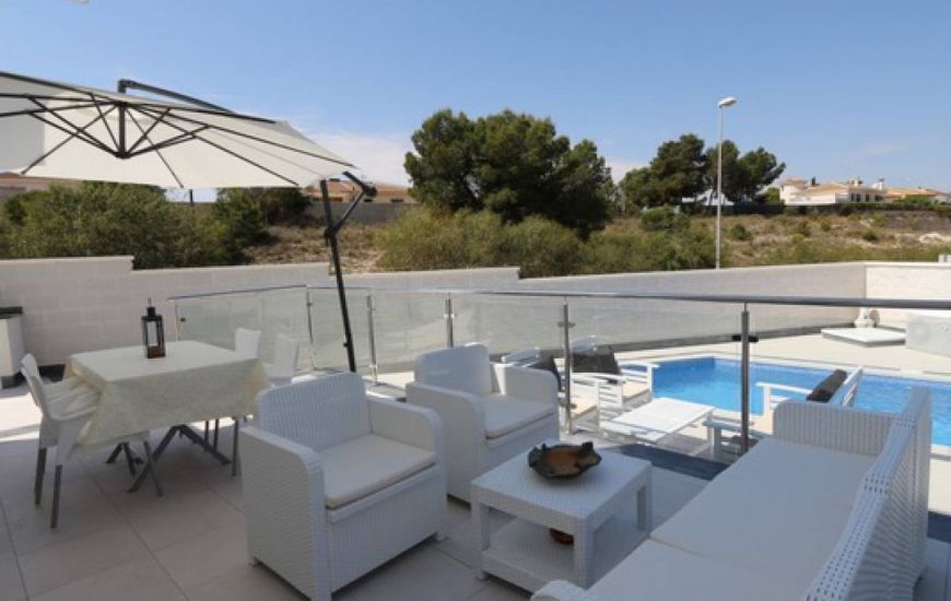 Sale - Villa - Atalaya - Atalaya Park