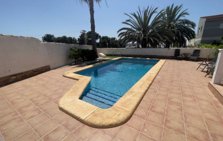 Sale - Villa - Benijófar - 