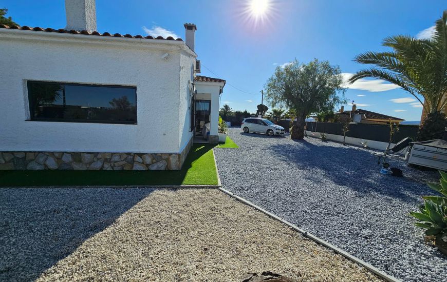 Sale - Villa - La Marina