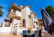 Sale - Villa - Villamartin