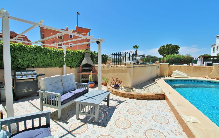 Sale - Apartments - Villamartin