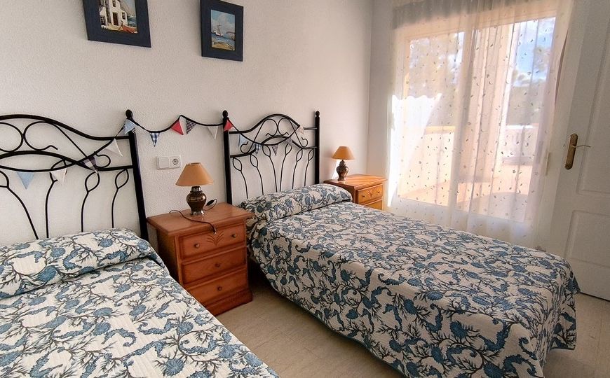 Sale - Villa - El Raso
