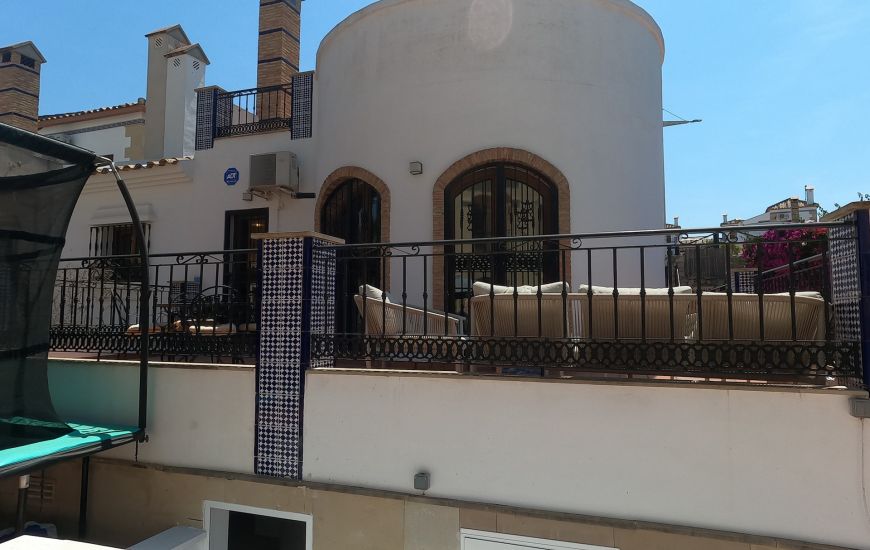 Venta - Villa - Algorfa