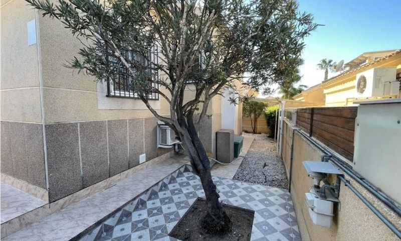 Sale - Villa - Orihuela Costa
