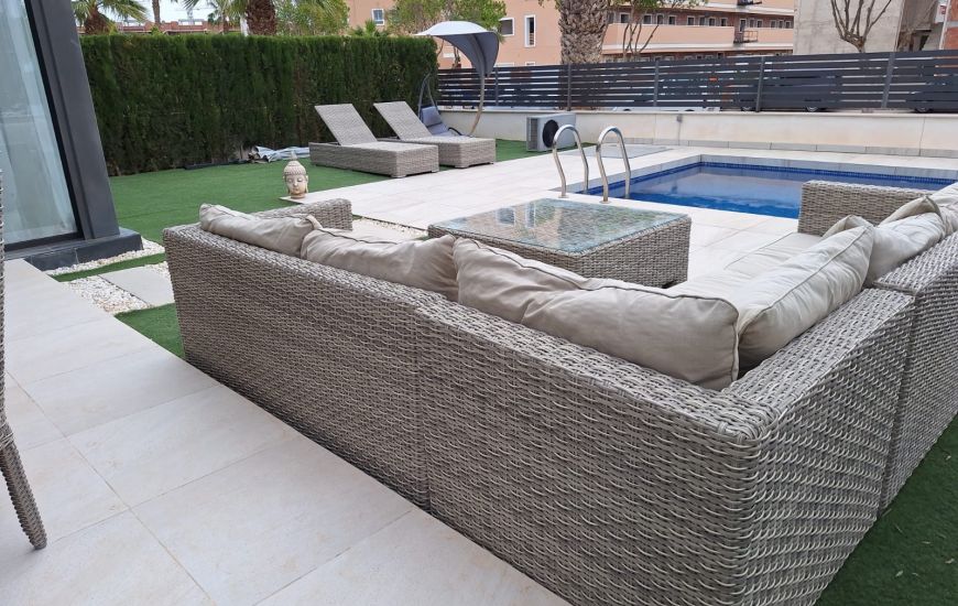 Sale - Villa - Guardamar del Segura