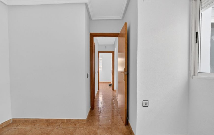 Venta - Ground Floor - Torrevieja