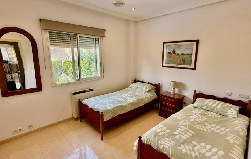 Sale - Villa - Benferri