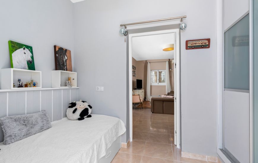 Sale - Villa - Alicante