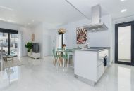 Nueva construcción  - Villa - Entre Naranjos