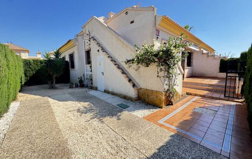 Sale - Bungalow - Villamartin