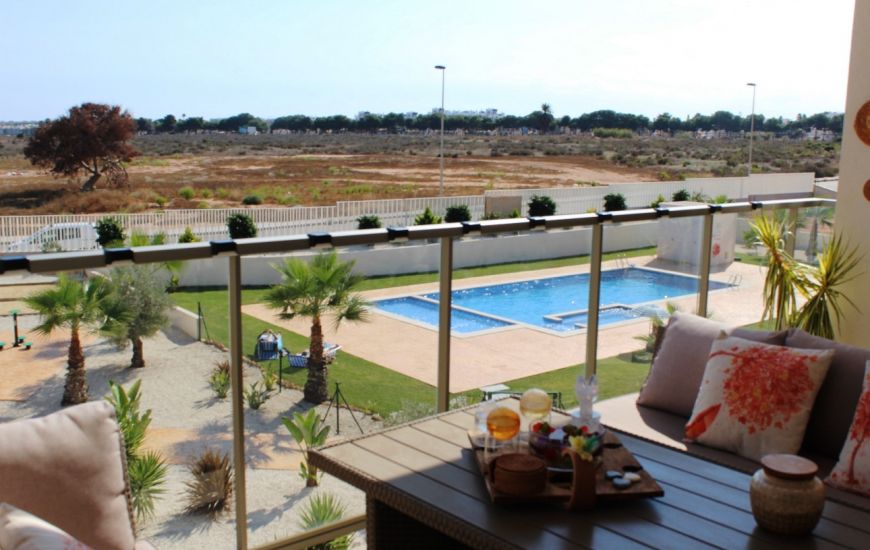 Sale - Apartments - Villamartin