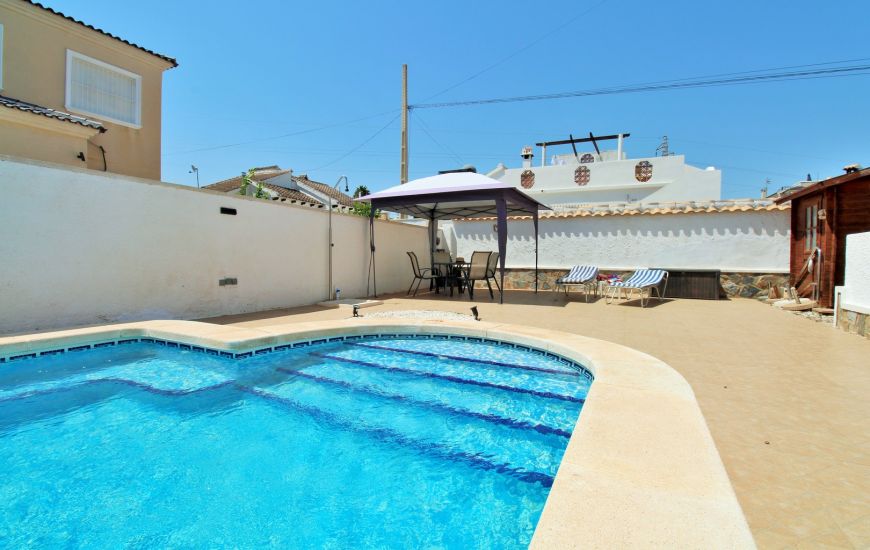 Sale - Villa - Villamartin