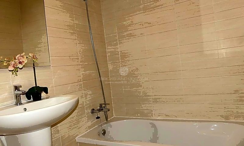 Sale - Apartments - Xeresa
