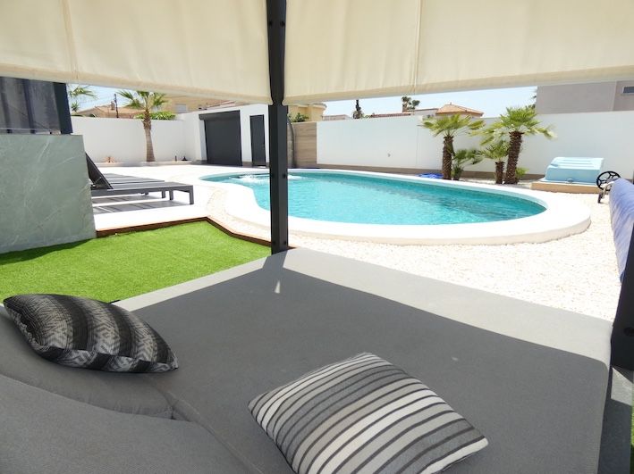 Sale - Villa - Ciudad Quesada