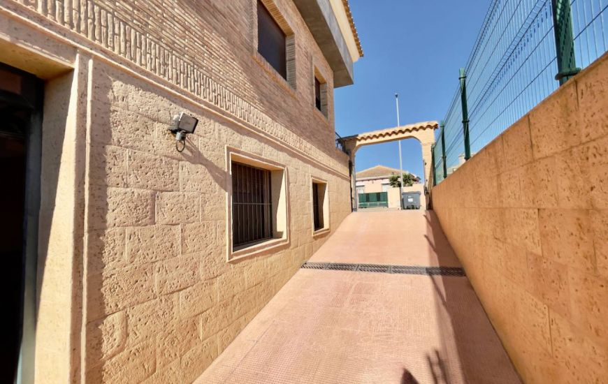 Sale - Villa - Los Montesinos