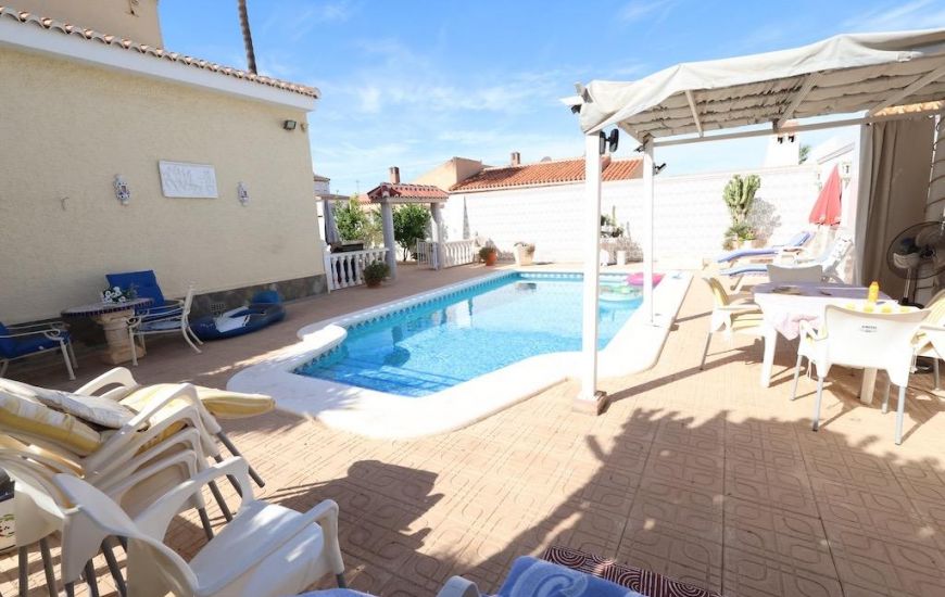 Venta - Villa - Torrevieja