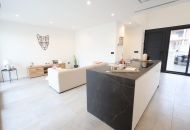 Venta - Villa - Los Alcázares