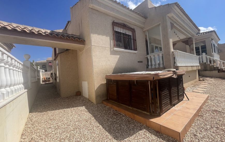 Sale - Villa - Algorfa